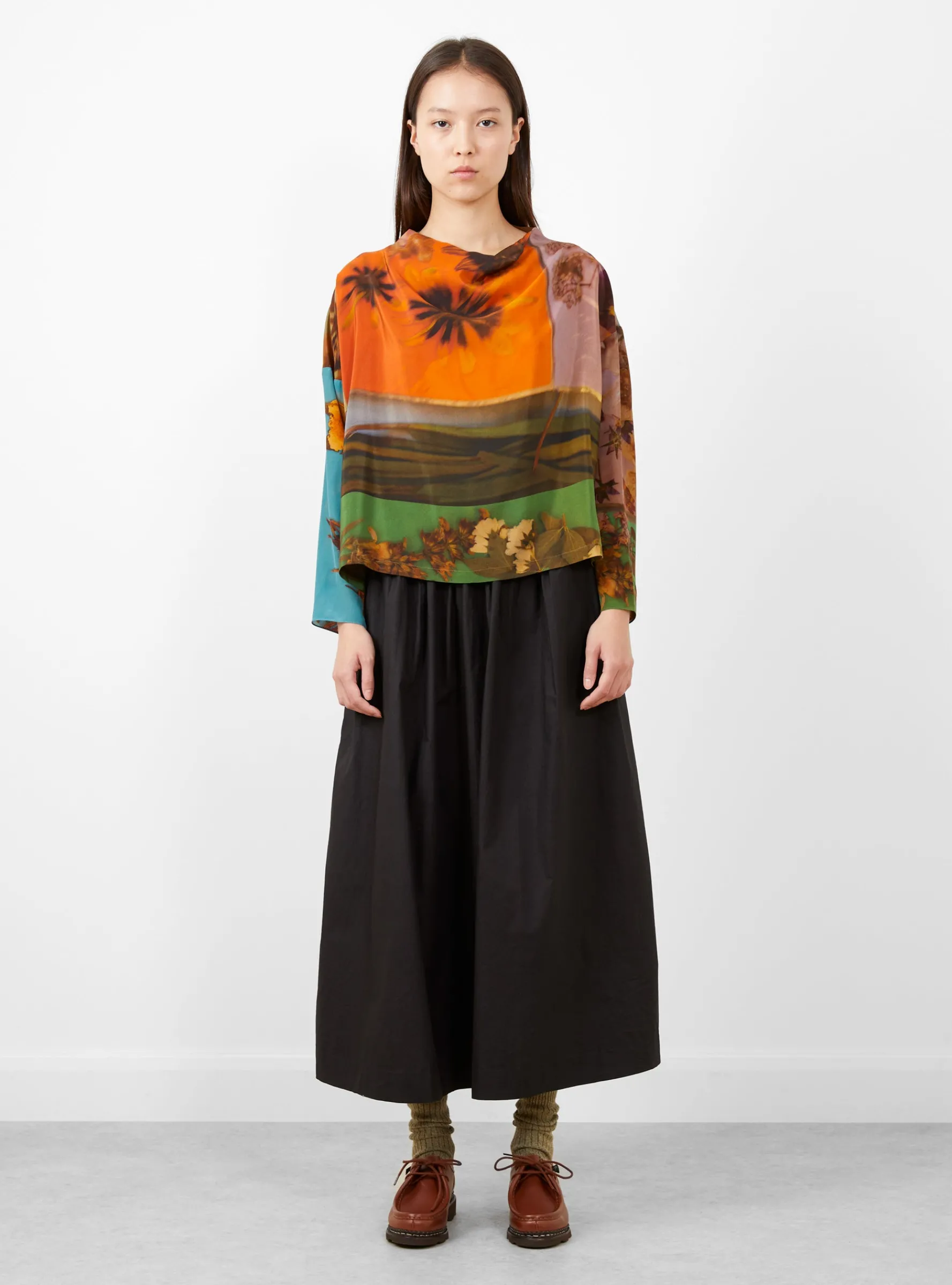 Asymmetric Top Multi<Anntian Fashion