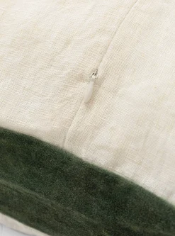 Border Cushion Natural/Green<POMAX Clearance