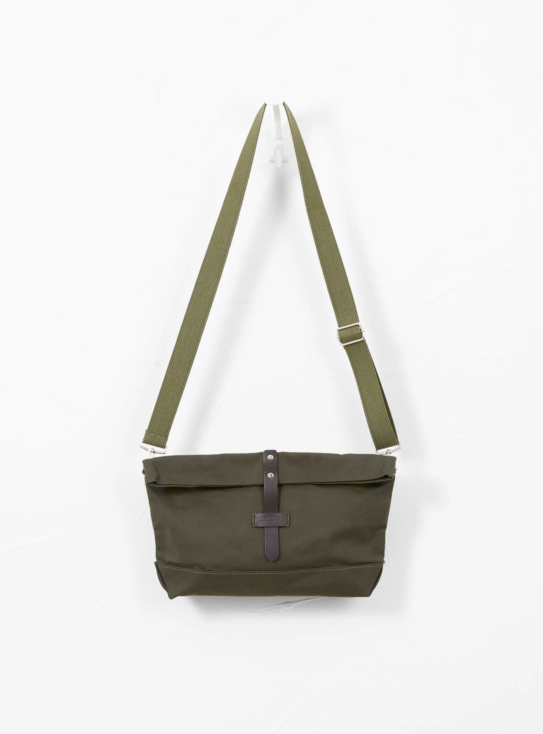 Canvas Travel Shoulder Pouch Olive<Heritage Leather Company Sale