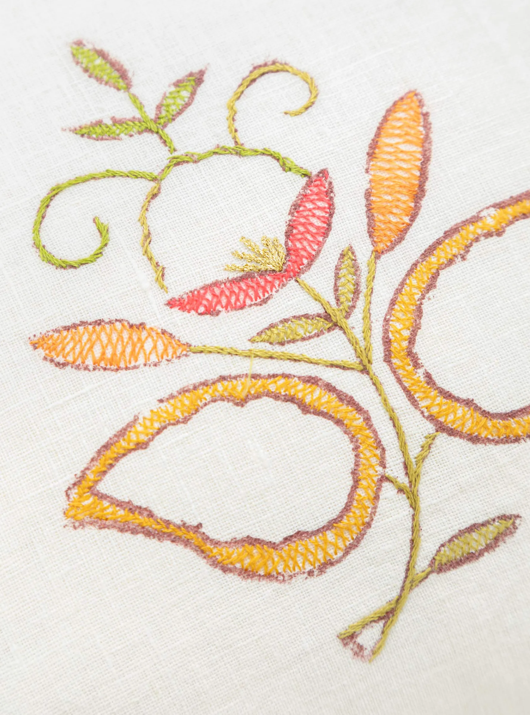 Courtyard Cushion Off White<Malaika Discount
