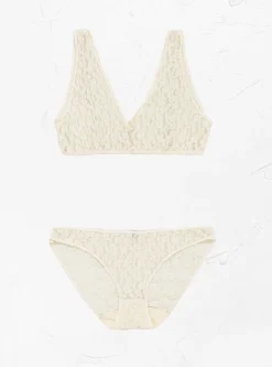 Crescent Bra Undyed<Baserange Online