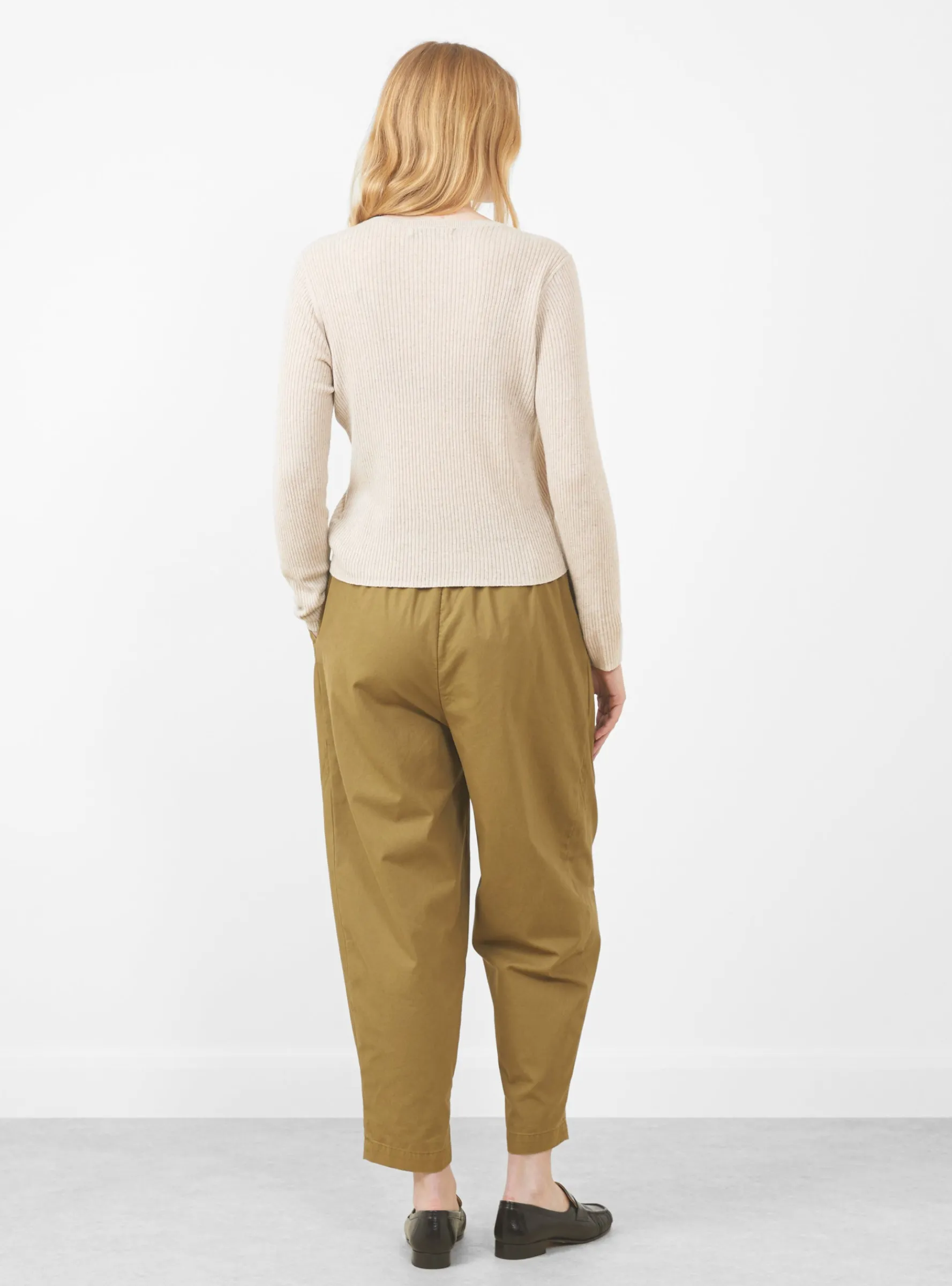 Elastic Latern Trousers, Faded Caramel<7115 by Szeki Online