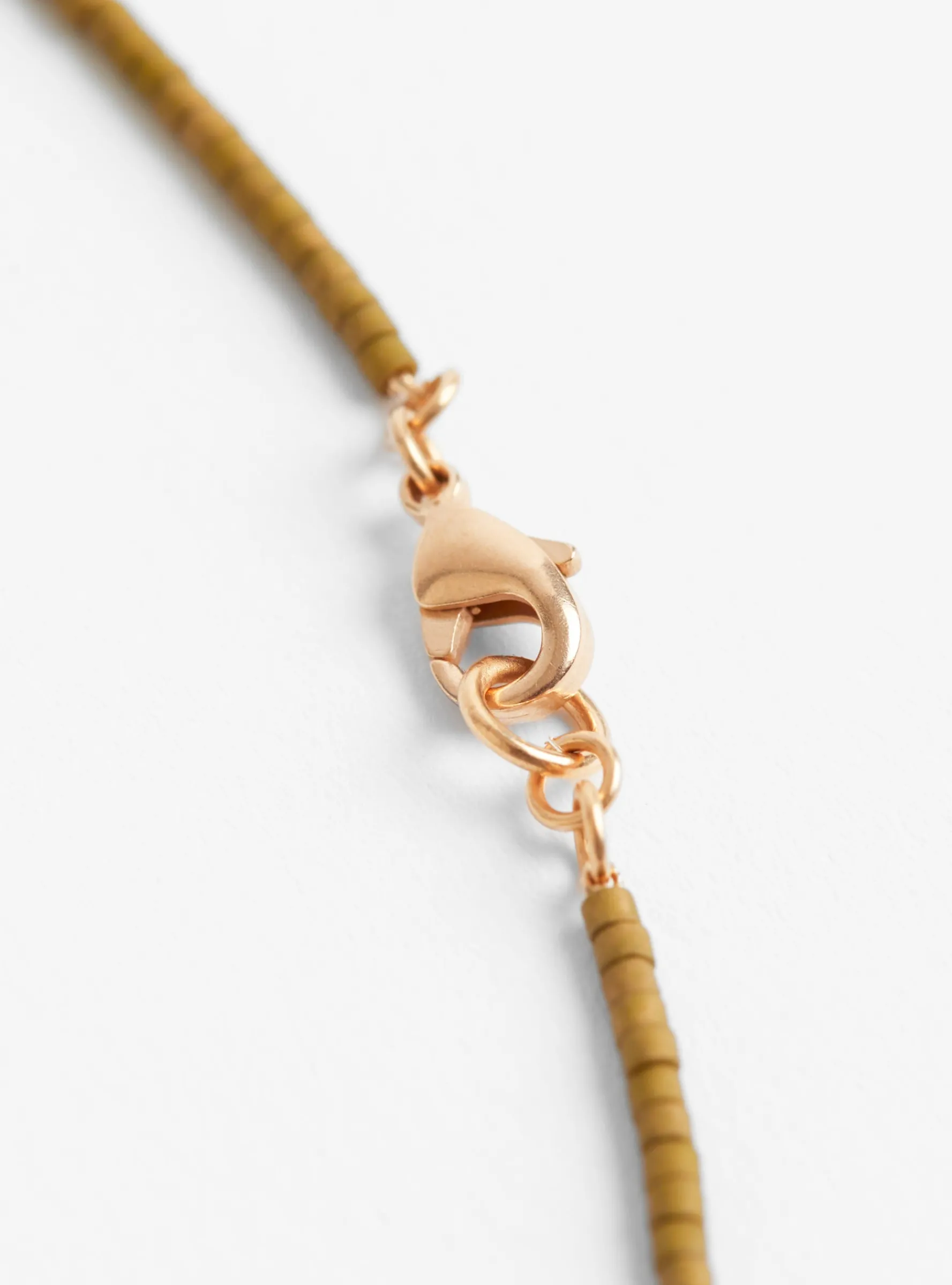 Flat Oval Gold Plated Pendant and Miyuki Chain Olive<Helena Rohner New