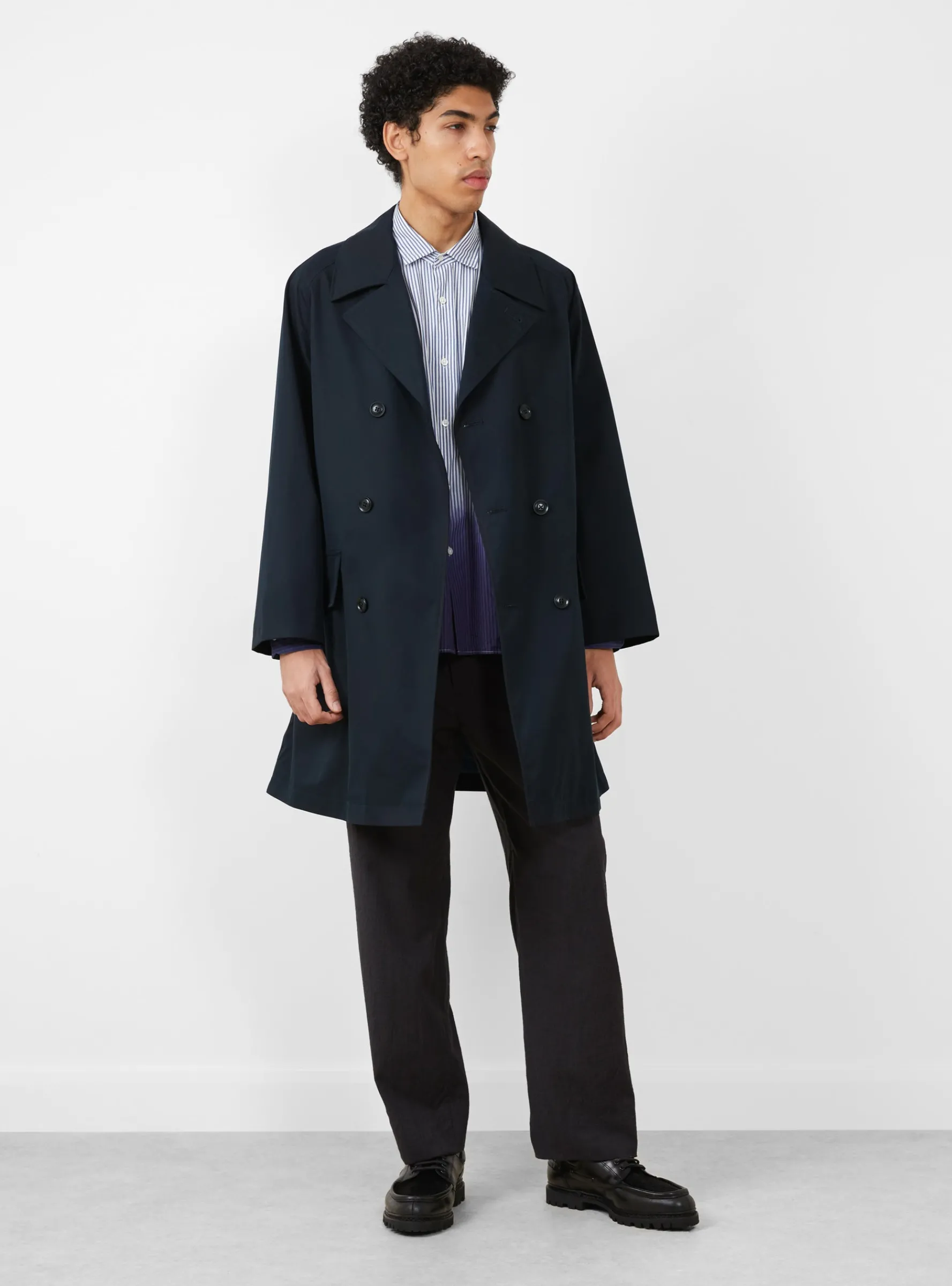 2L Cotton GORE-TEX Balmacaan Coat Navy<nanamica Fashion