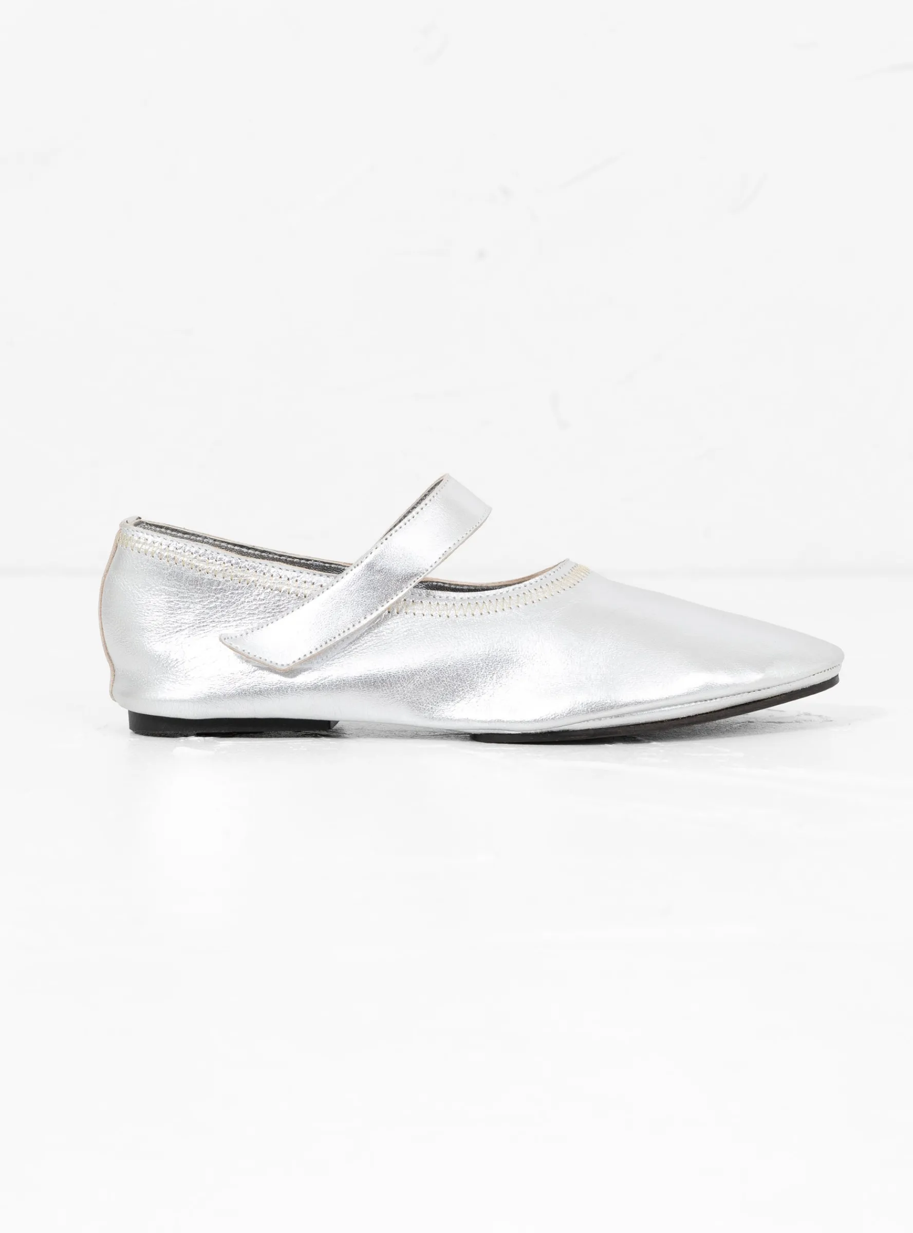 Martino Flat Mary Jane Scale<About Arianne Fashion