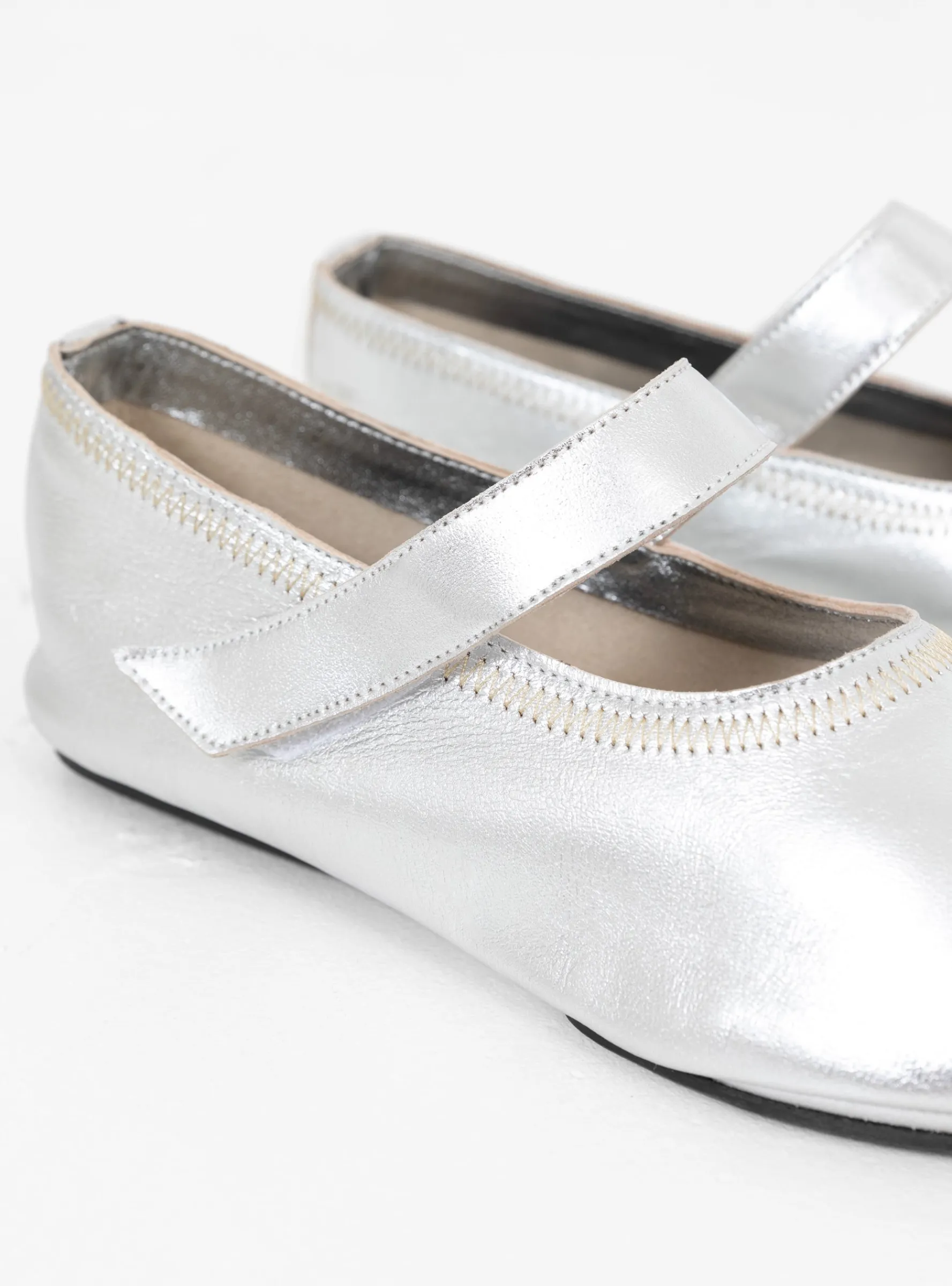 Martino Flat Mary Jane Scale<About Arianne Fashion