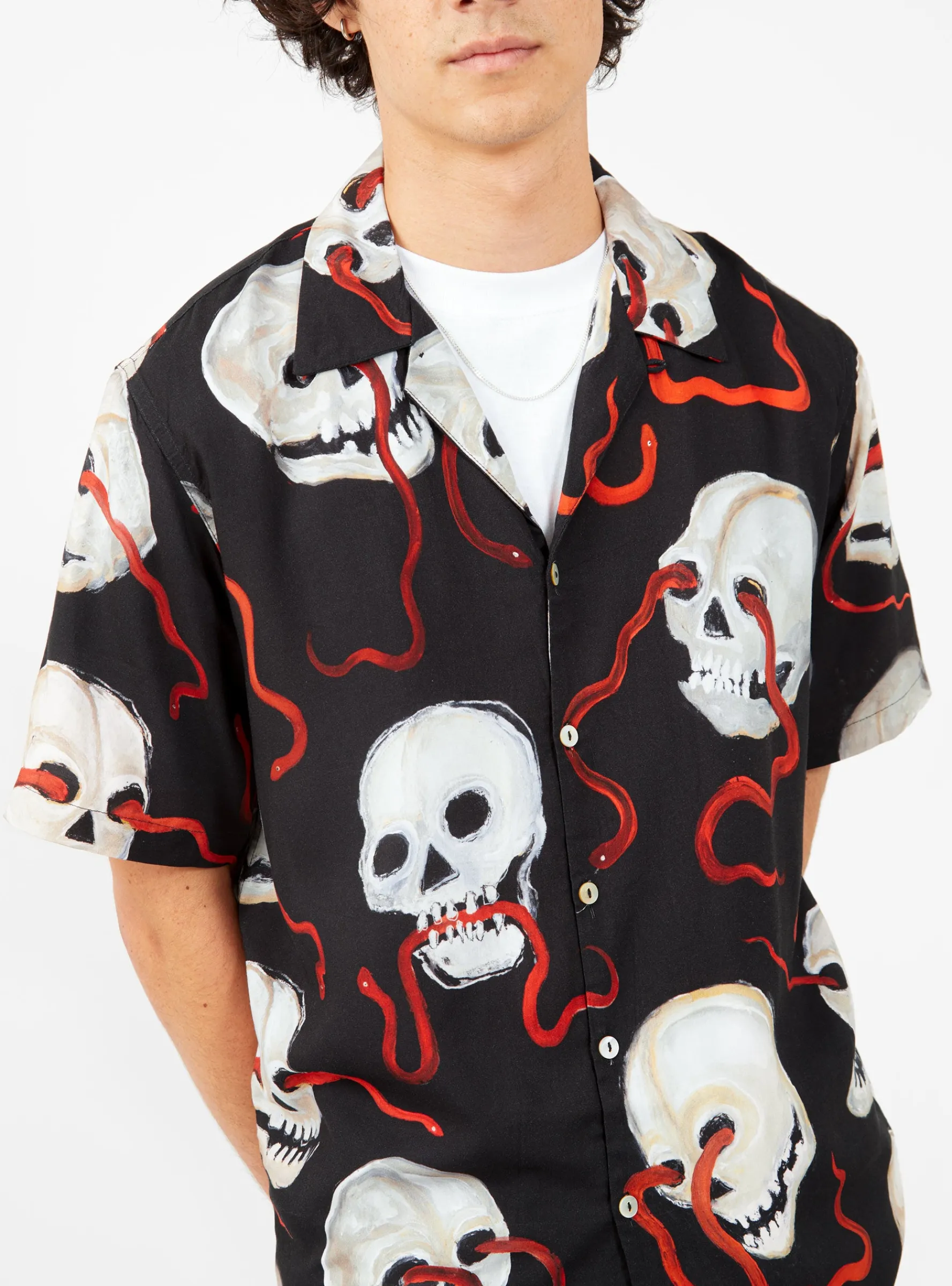 Momento Mori Shirt Black & Red<Endless Joy Online