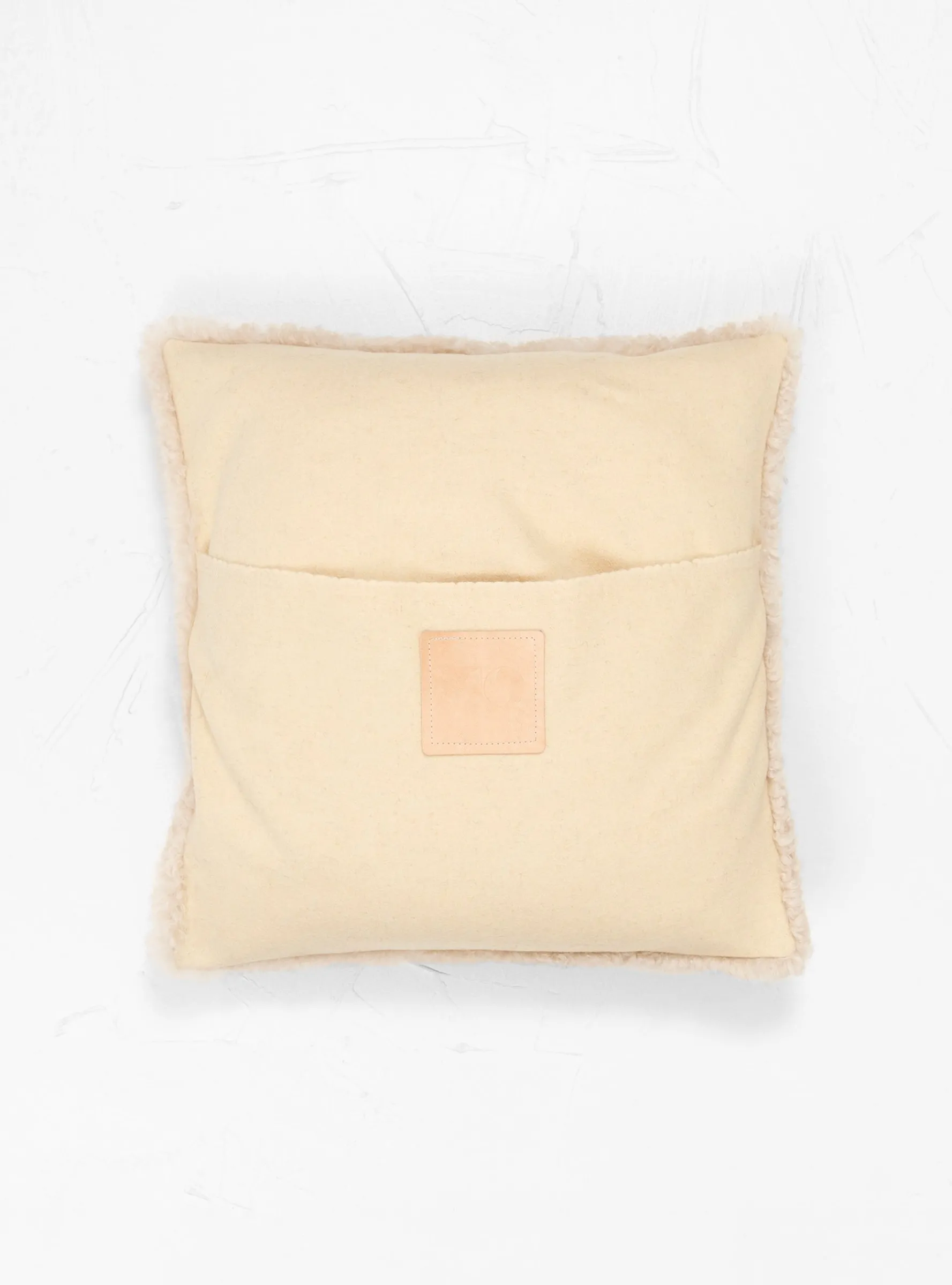 Moon Pillow Classic<Milena Silvano Online