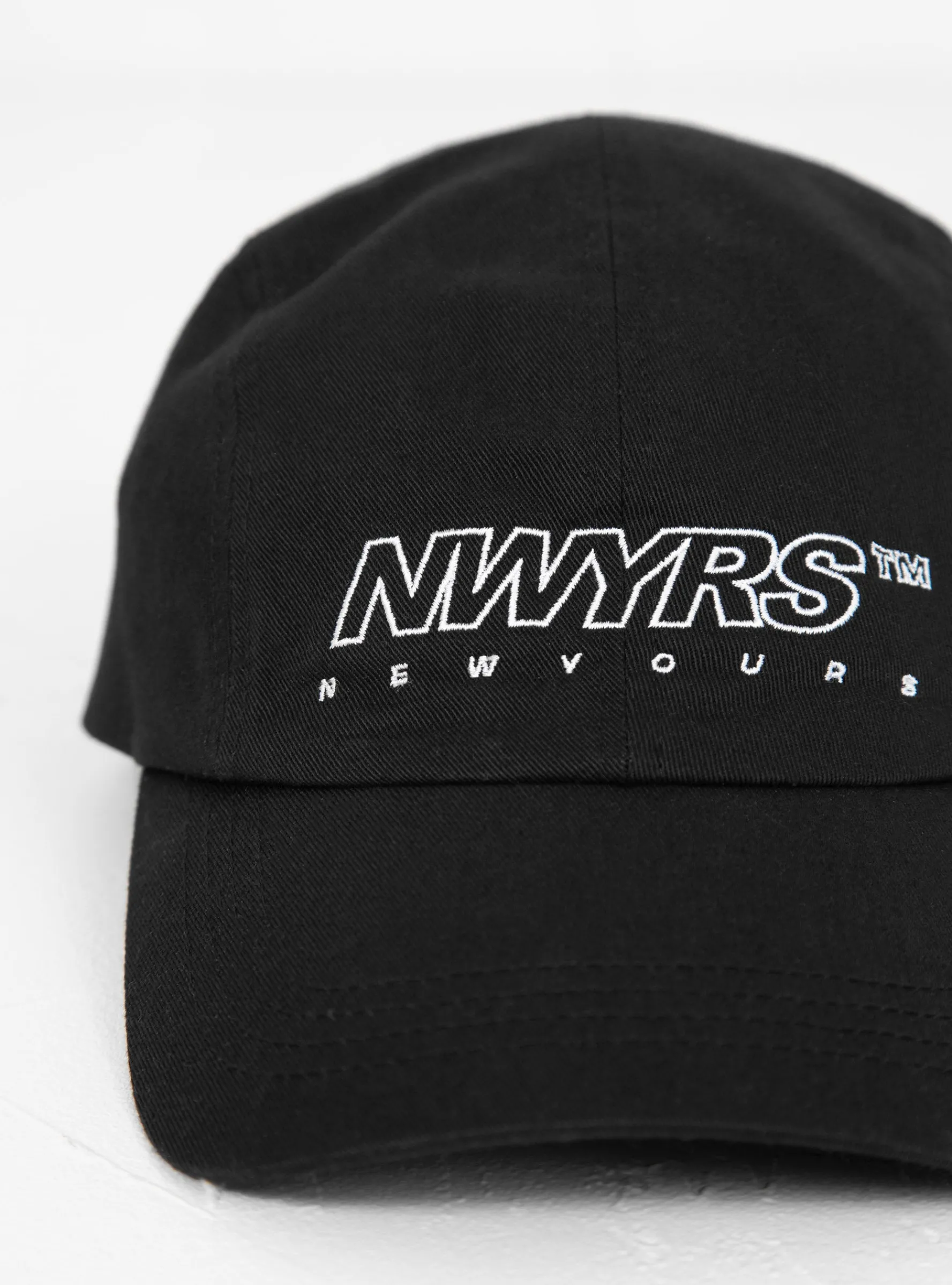 NEWYOURS TM Jet Cap Black<SOFTHYPHEN Hot