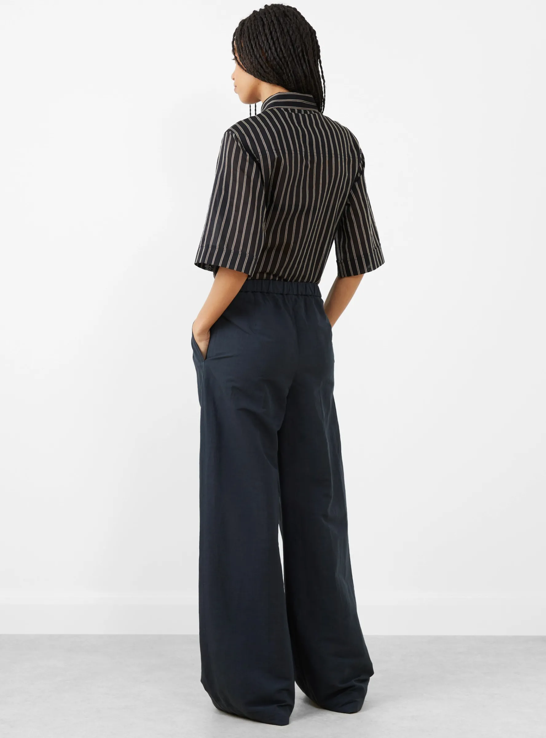 Prelah Trousers Navy<Christian Wijnants Online