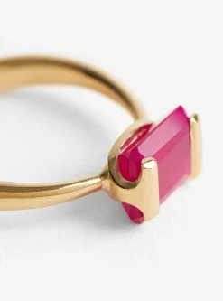 Square Ring Gold and Magenta Chalcedony<BEATRIZ PALACIOS New