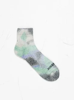 Tie Dye Pile Ankle Socks Black, Mint, and Purple<ROTOTO New